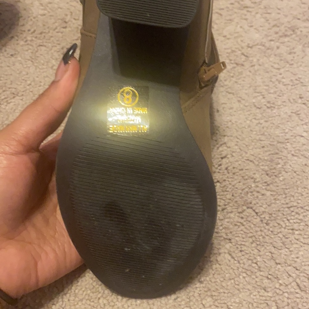 Booties - Picture 4 of 4